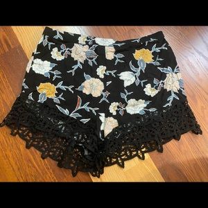 Kendall & Kylie shorts